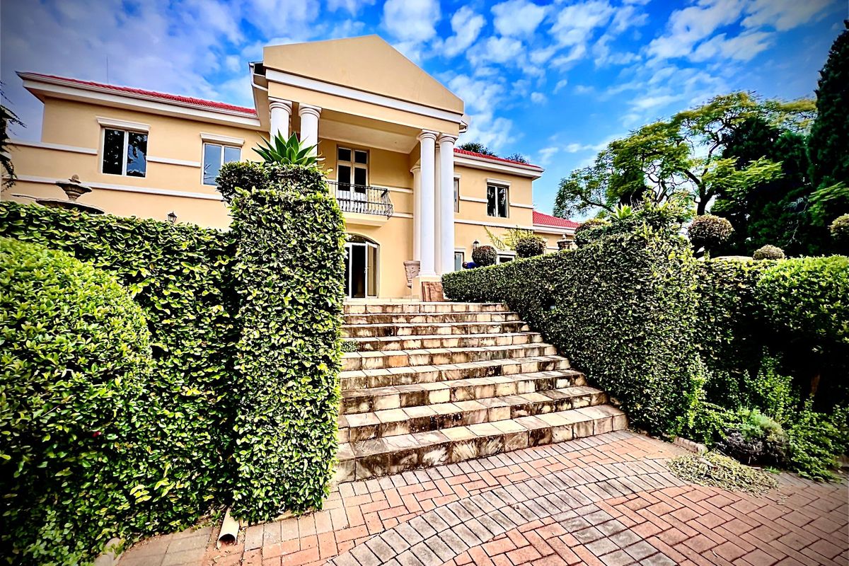 Elegant Family Living in the Heart of Pretoria - Photo 2