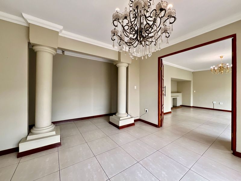 Elegant Family Living in the Heart of Pretoria - Photo 6