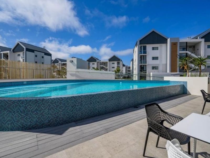 SUMMERSTAND 2 BED 2 BATH APARTMENT FOR RENT - Photo 2