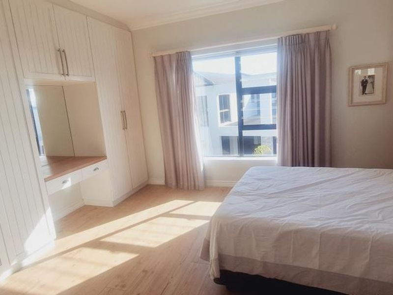 Family home with flatlet in Myburgh Park - Photo 7