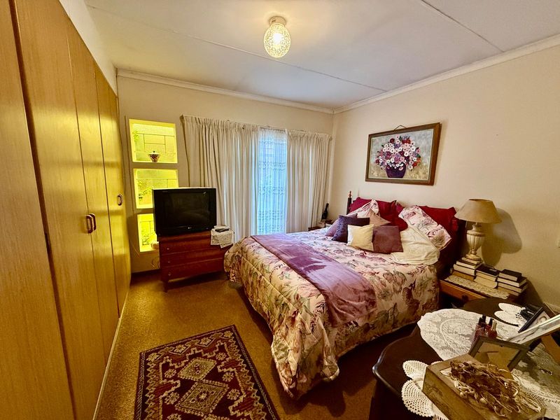Comfortable and Peaceful Retirement Living - Photo 9