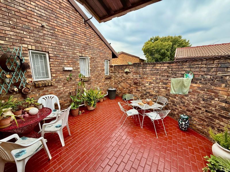 Comfortable and Peaceful Retirement Living - Photo 8