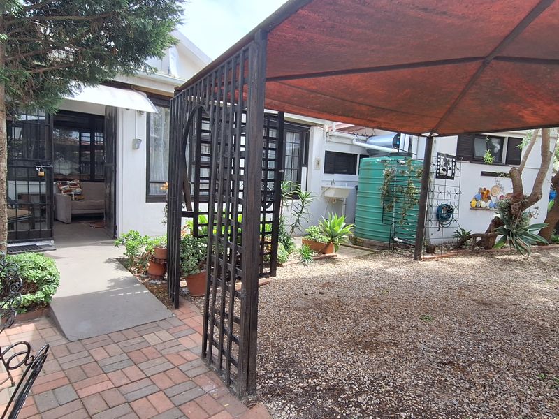 Garden Cottage Rental Monthly In Velddrif - Photo 8