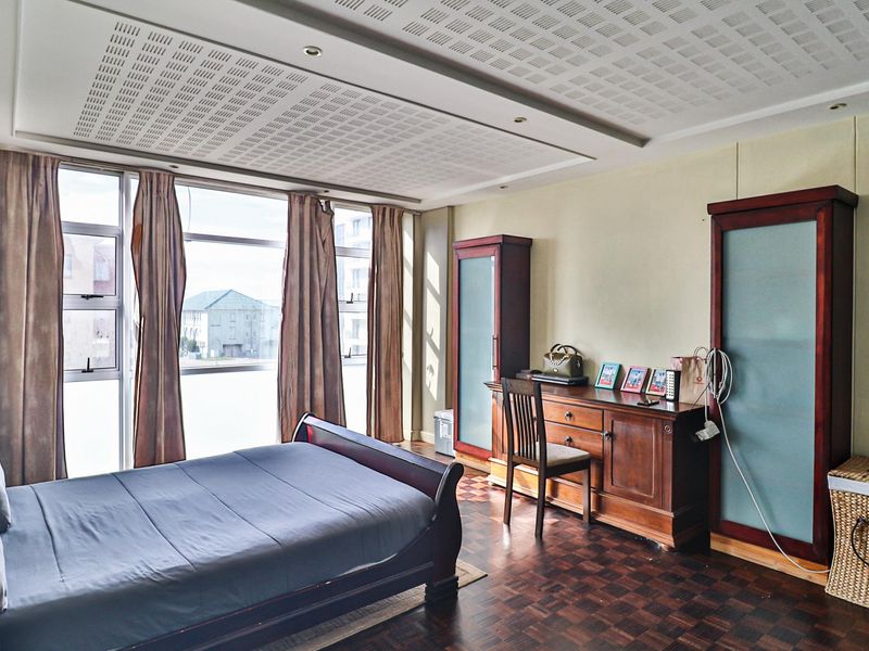 HUMEWOOD FURNISHED 2 BED 1.5 BATH APARTMENT WITH SECURE PARKING FOR RENT - Photo 6