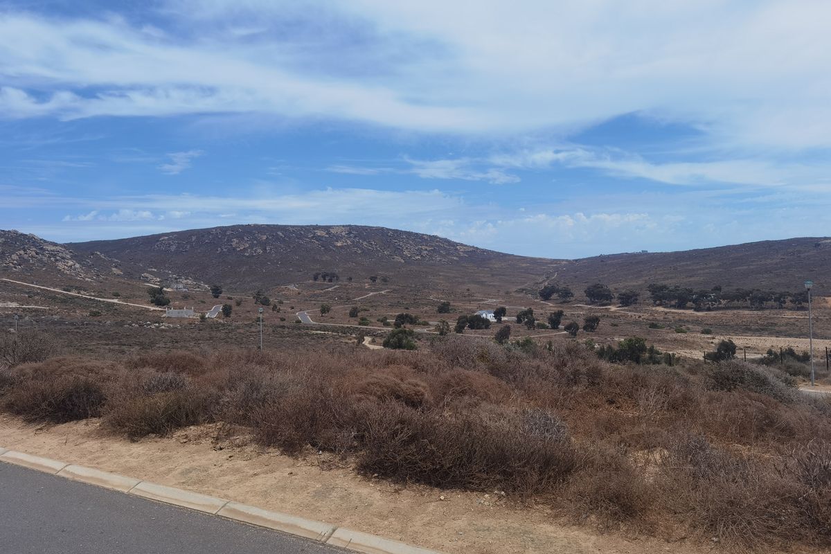 Large Plot With Magnificent Sea And Mountain Views. - Photo 5