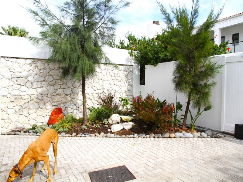 Unparalleled Luxury Canal-Side Living in Port Owen – A Must-See Gem! - Photo 8