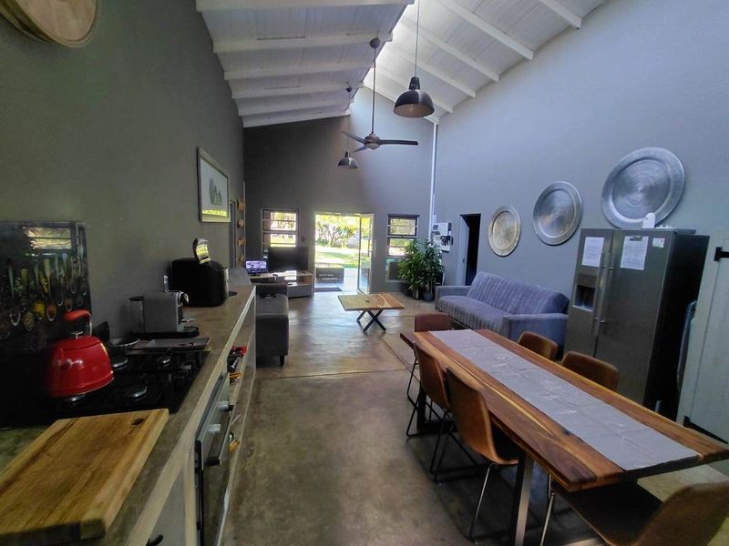 FOR SALE: - Unique Bushveld Retreat - Photo 10