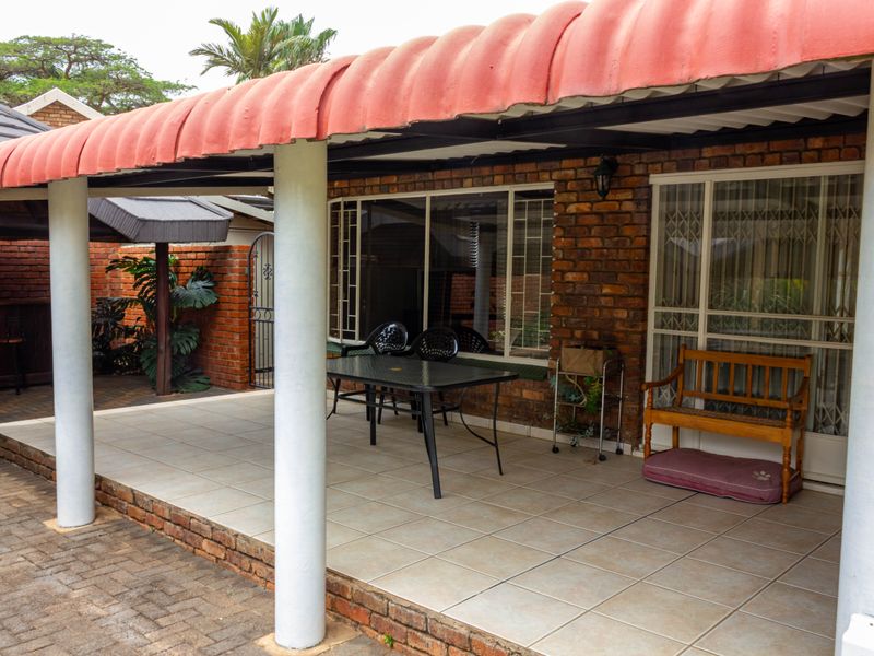 Spacious 3 bed house for sale in Dorandia, Pretoria - perfect for a growing family. - Photo 5