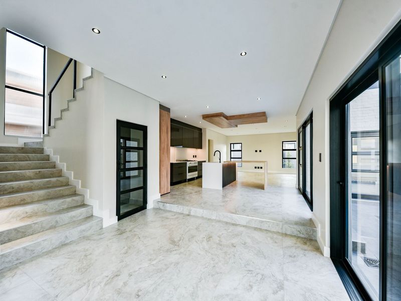 4 Bedroom.  4.5 Bath.  Full Staff room. Study. Pyjama lounge.  Pool. - Photo 6