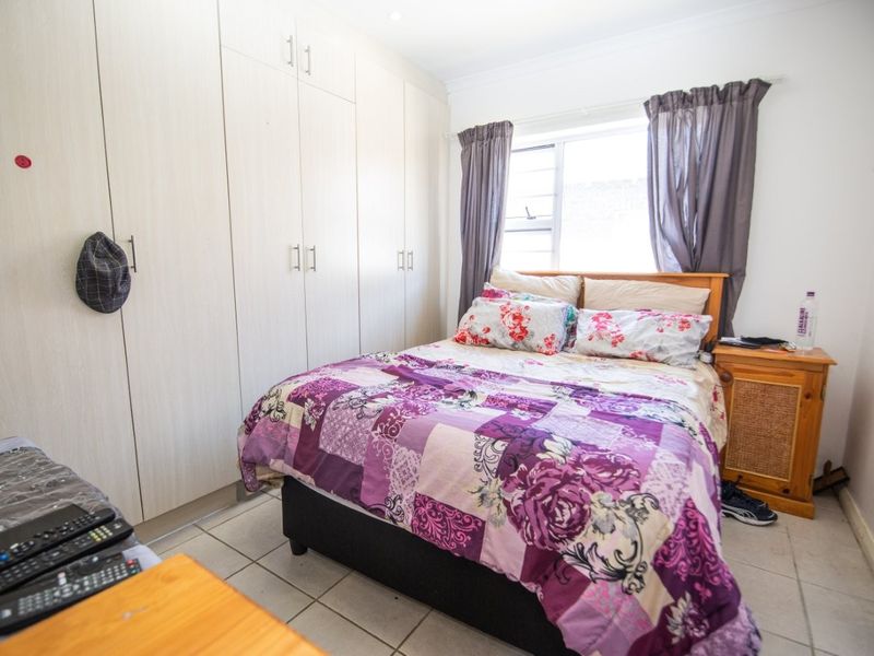 SALISBURY PARK 3 BED 2 BATH HOUSE WITH SINGLE GARAGE FOR RENT - Photo 6