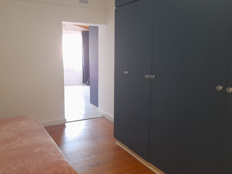 Cape Dutch Golden Oldie in Wesbank - Photo 4