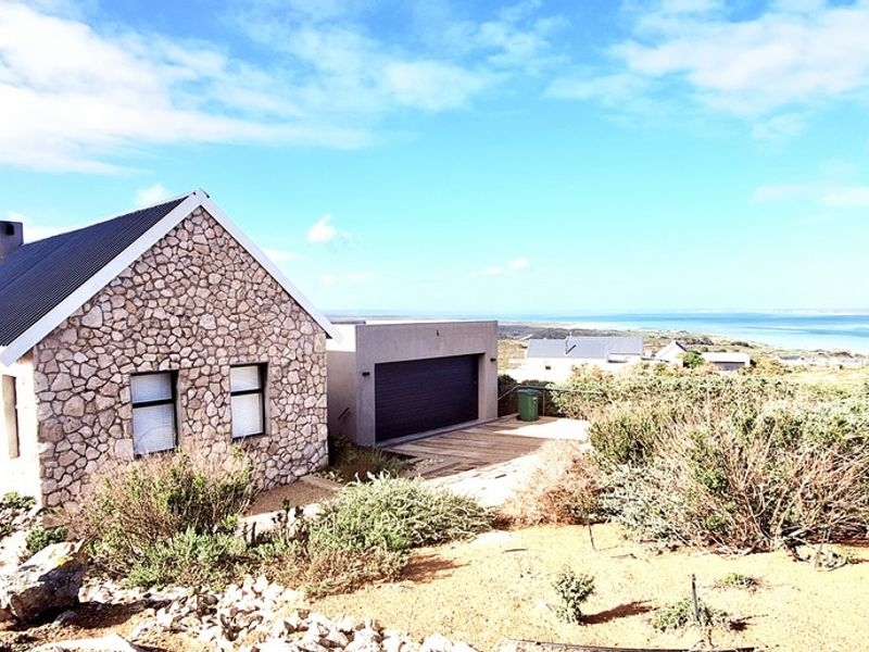 Nature and Water Enthusiasts home at Shark Bay, Langebaan - Photo 2