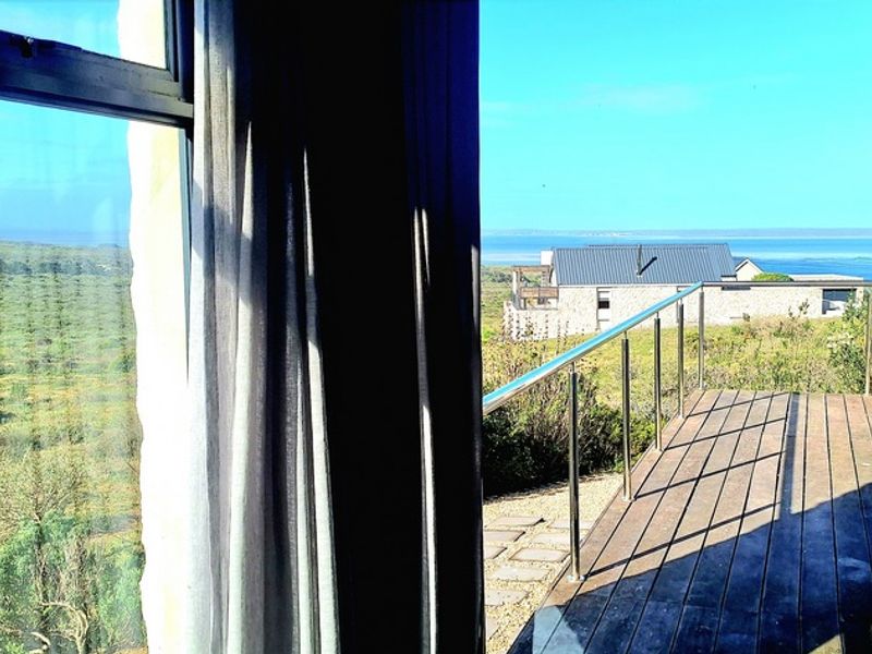 Nature and Water Enthusiasts home at Shark Bay, Langebaan - Photo 9