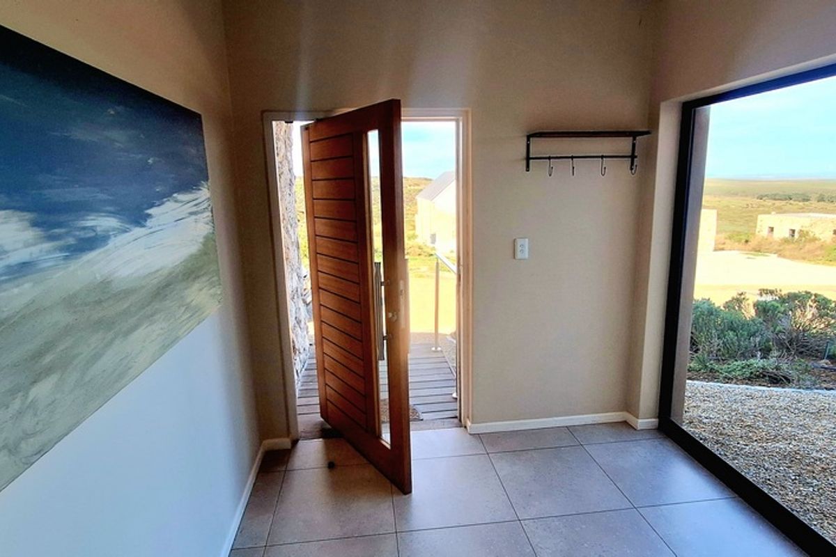 Spacious Nature Tranquil Home in Shark Bay, Langebaan - Photo 5