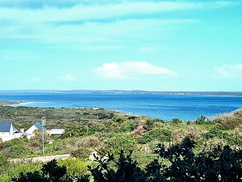 Spacious Nature Tranquil Home in Shark Bay, Langebaan - Photo 3