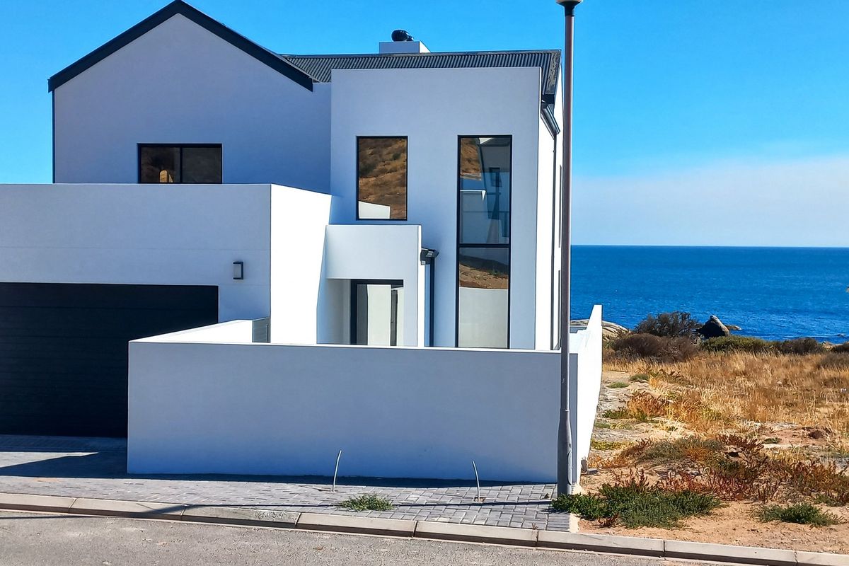 Seafront Home for Sale – St Helena Bay - Photo 4