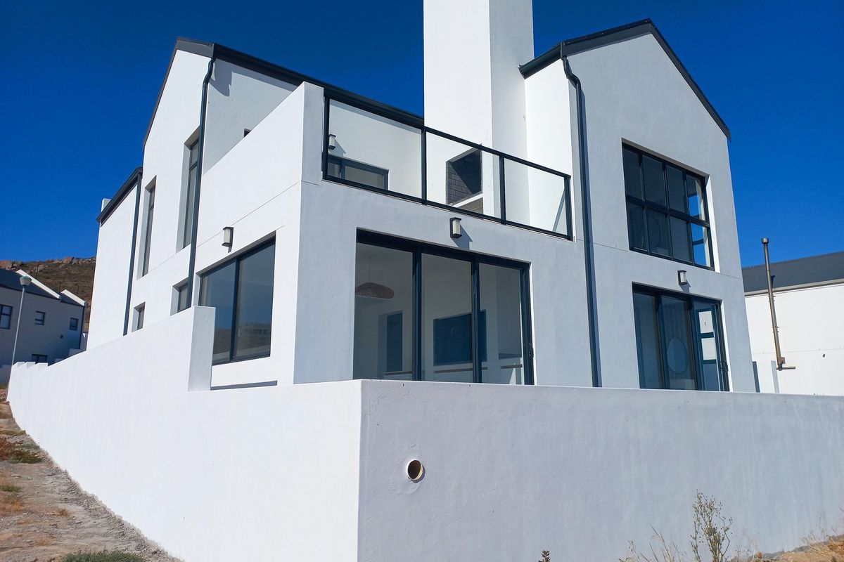 Seafront Home for Sale – St Helena Bay - Photo 2