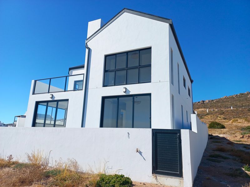 Seafront Home for Sale – St Helena Bay - Photo 3