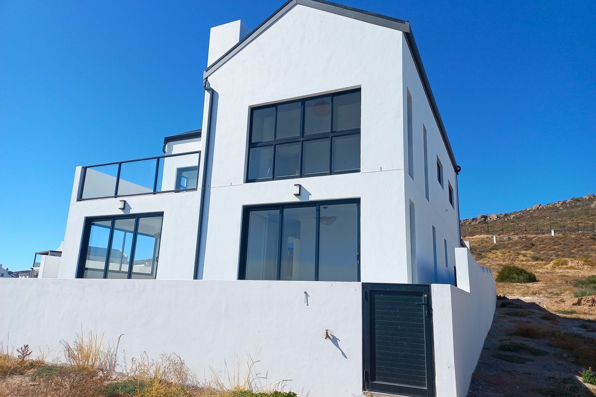 Seafront Home for Sale – St Helena Bay - Photo 3