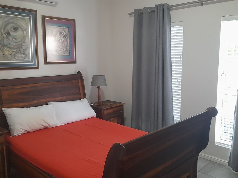 Entertainers Dream home in Popular Security Estate - Photo 6