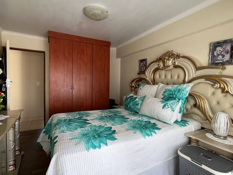 Stunning Home in Mossel Bay - Photo 10