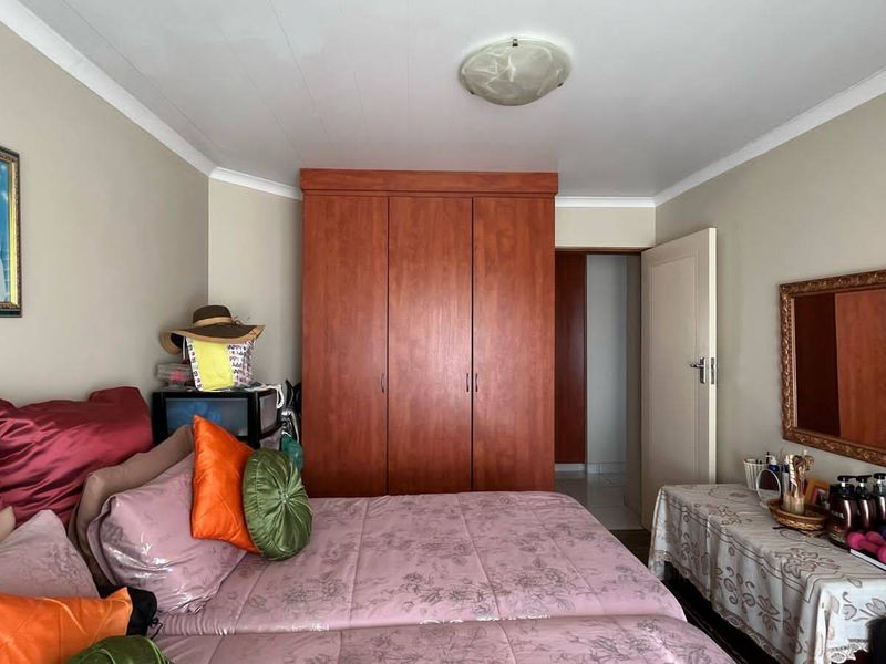 Stunning Home in Mossel Bay - Photo 6