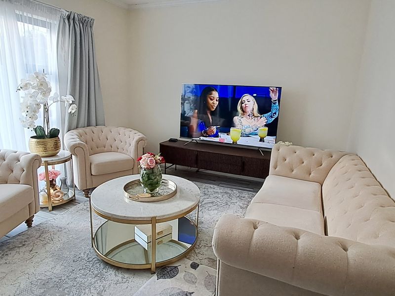 MOUNT PLEASANT 1 BED 1 BATH TOWNHOUSE FOR RENT - Photo 2