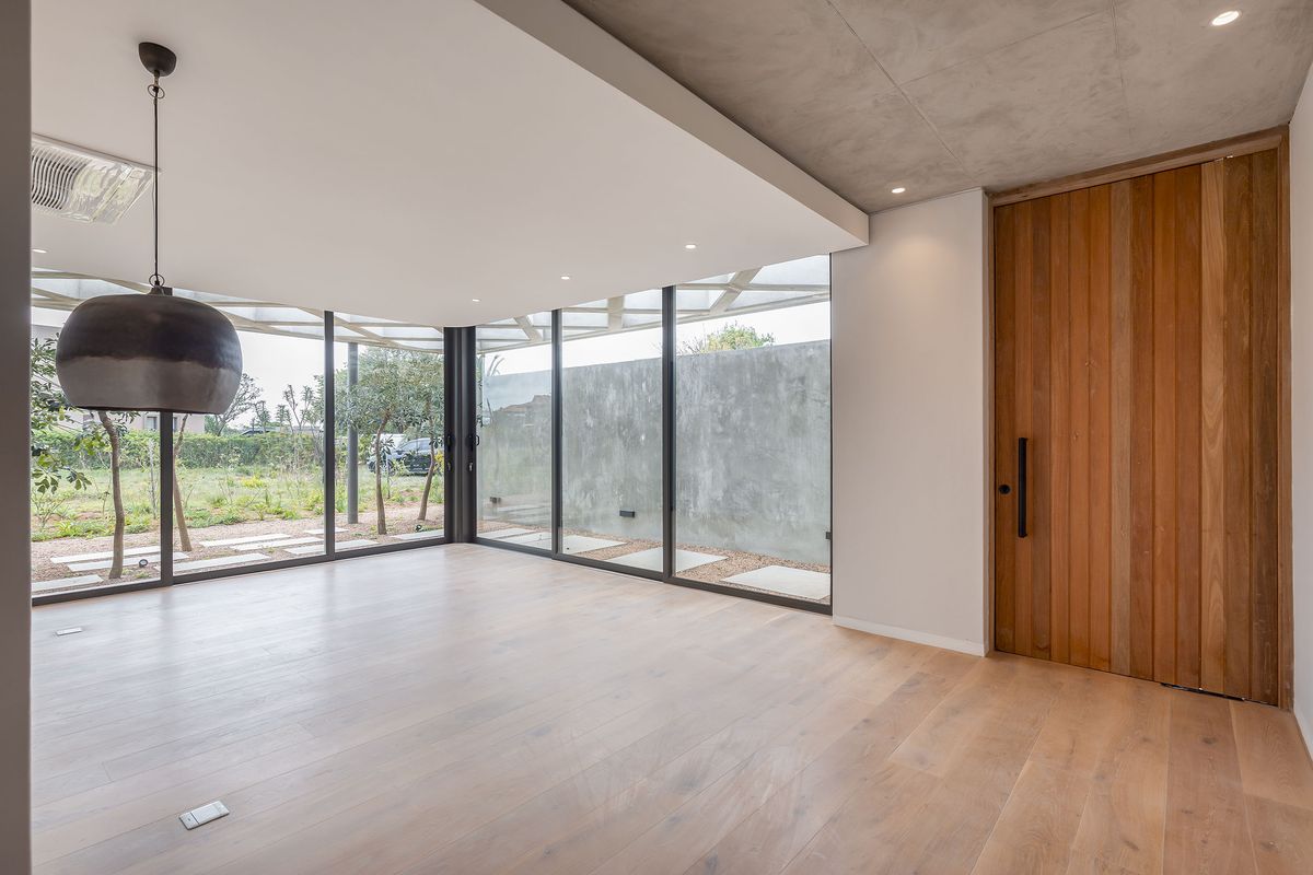 Luxury living in Hawaan Forest Estate - Photo 5