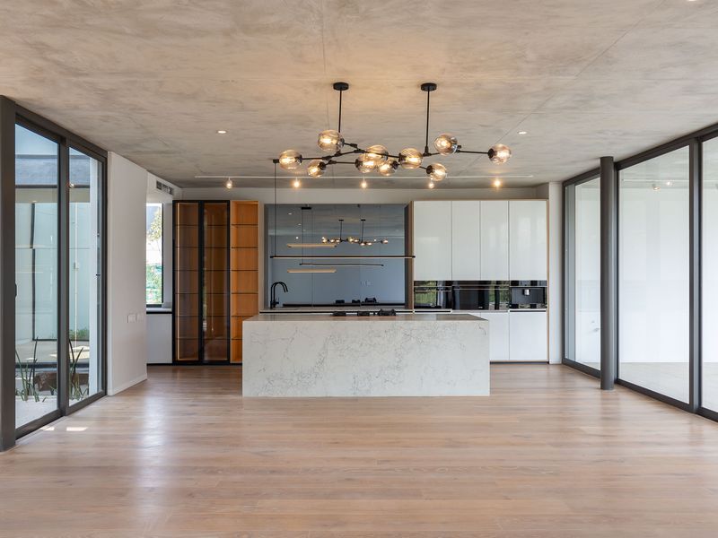 Luxury living in Hawaan Forest Estate - Photo 2