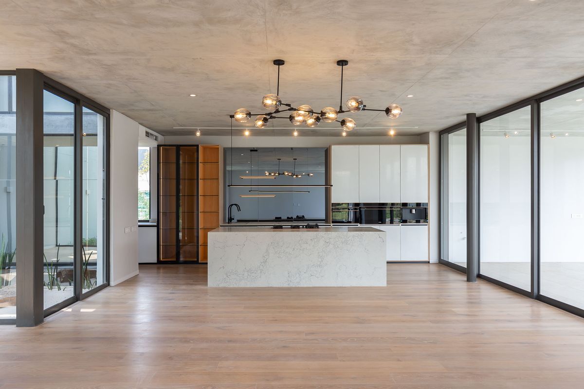 Luxury living in Hawaan Forest Estate - Photo 2