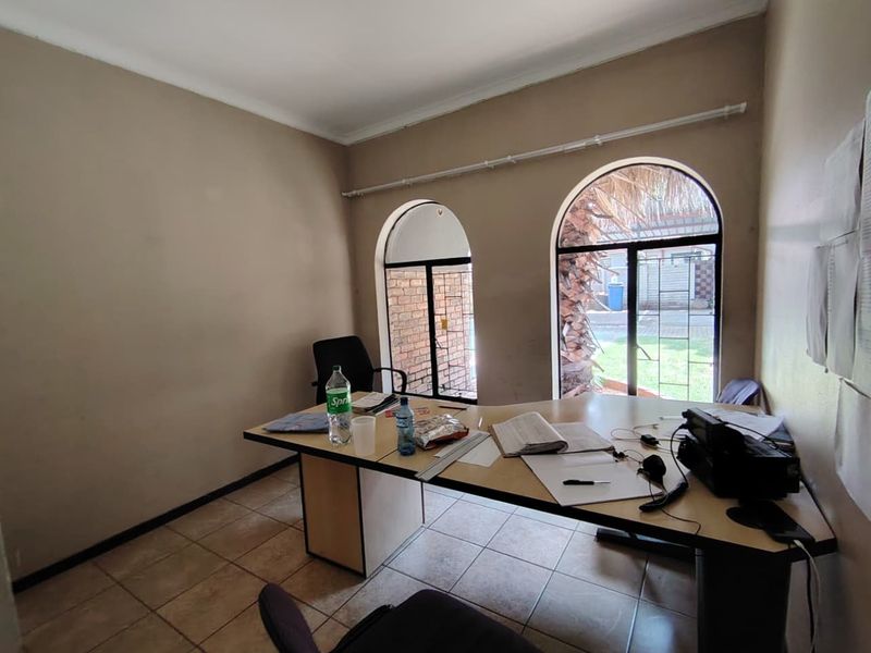 High-Yield Investment Opportunity in Karenpark - Photo 7
