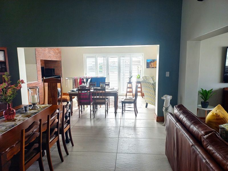 Exceptional House for Sale on Admiral Island - Photo 6