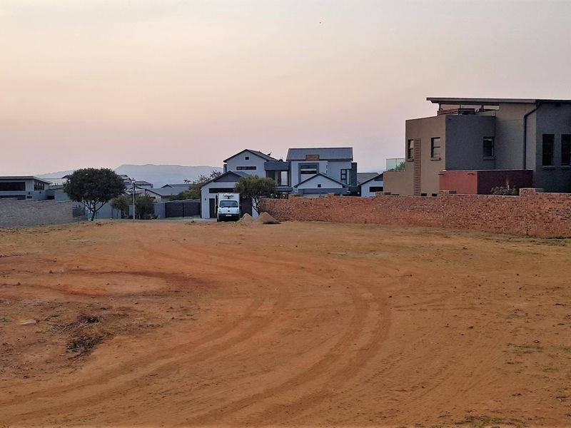 Prime fairway location overlooking the dam. - Photo 7
