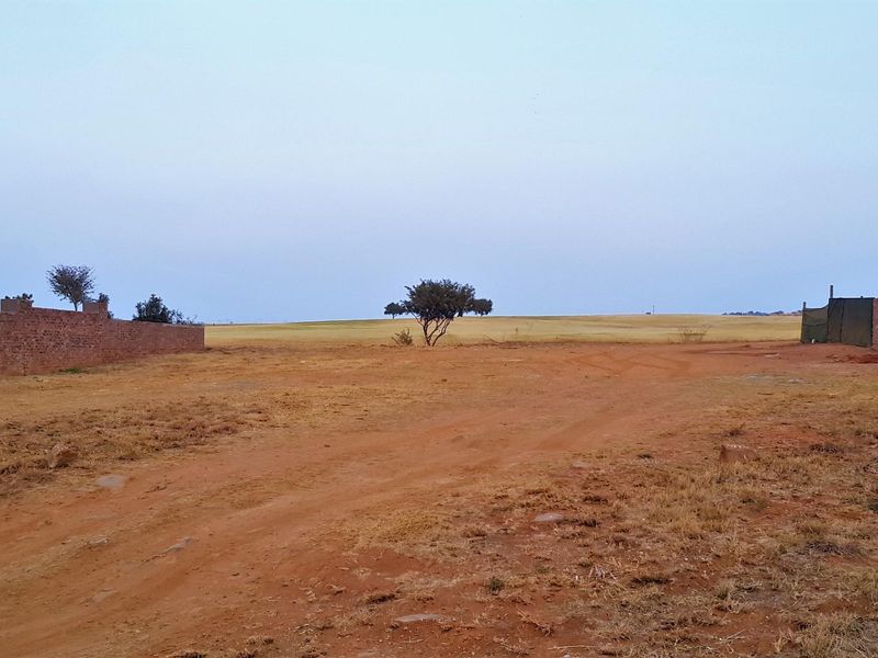 Prime fairway location overlooking the dam. - Photo 5