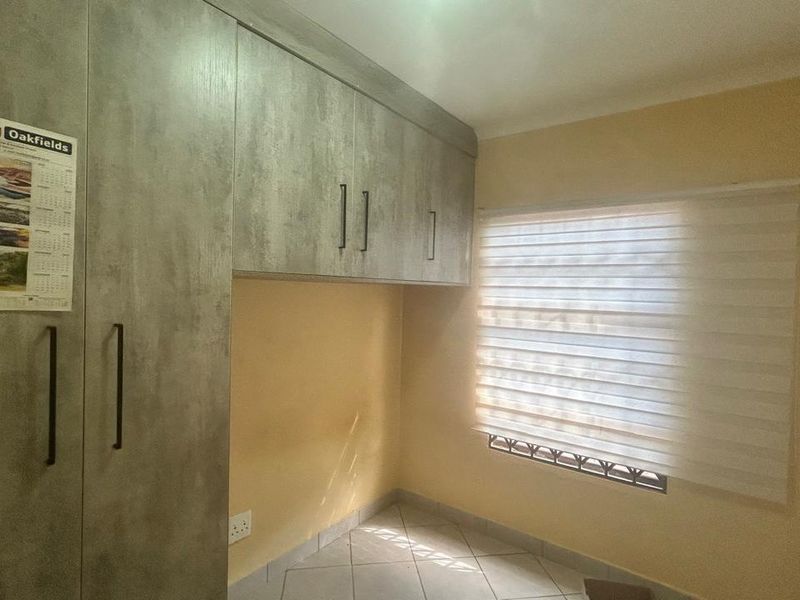 Modern and Move-In Ready Family Home - Photo 8