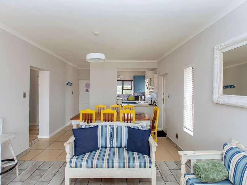 Modern Coastal Comfort at Helios Place - Photo 3