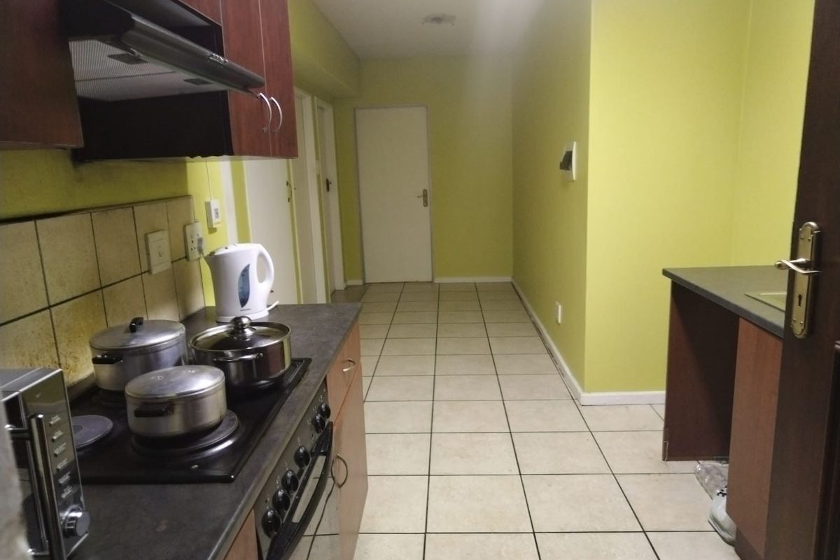 TWO BEDROOM FLAT NOW AVAILABLE! - Photo 4