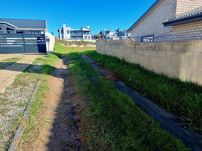 Spacious 1,013m2 plot in Myburgh Park - Photo 7