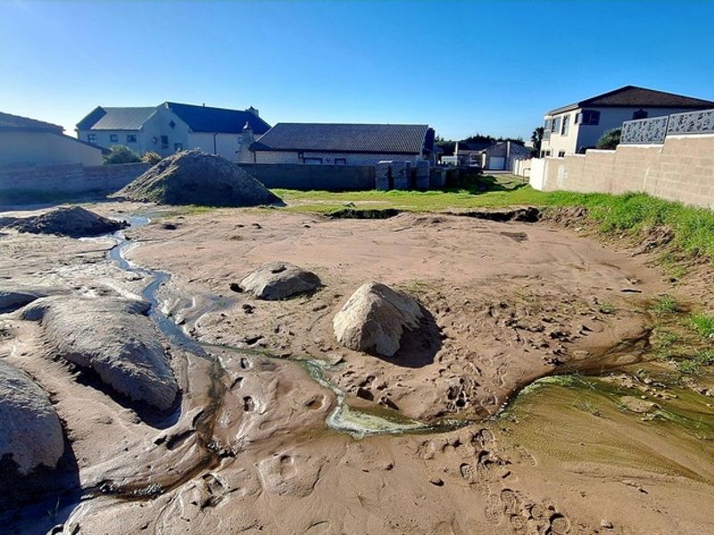 Spacious 1,013m2 plot in Myburgh Park - Photo 8