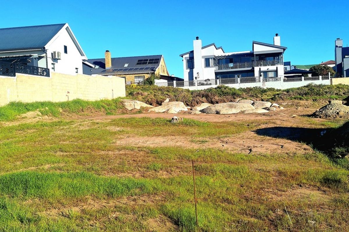 Spacious 1,013m2 plot in Myburgh Park - Photo 3