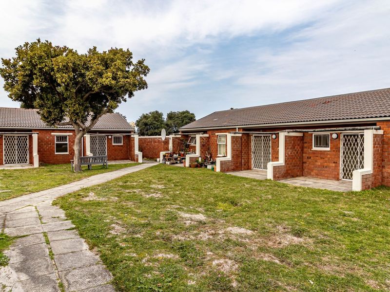 Studio unit ffor over 50's for rent in Hermanus - Photo 9