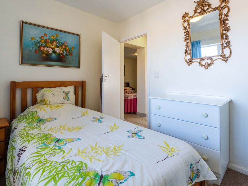 Stunning Apartment For Sale in Hartenbos - Photo 10