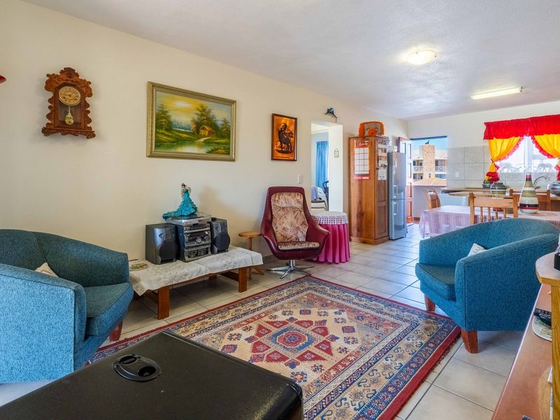 Stunning Apartment For Sale in Hartenbos - Photo 5