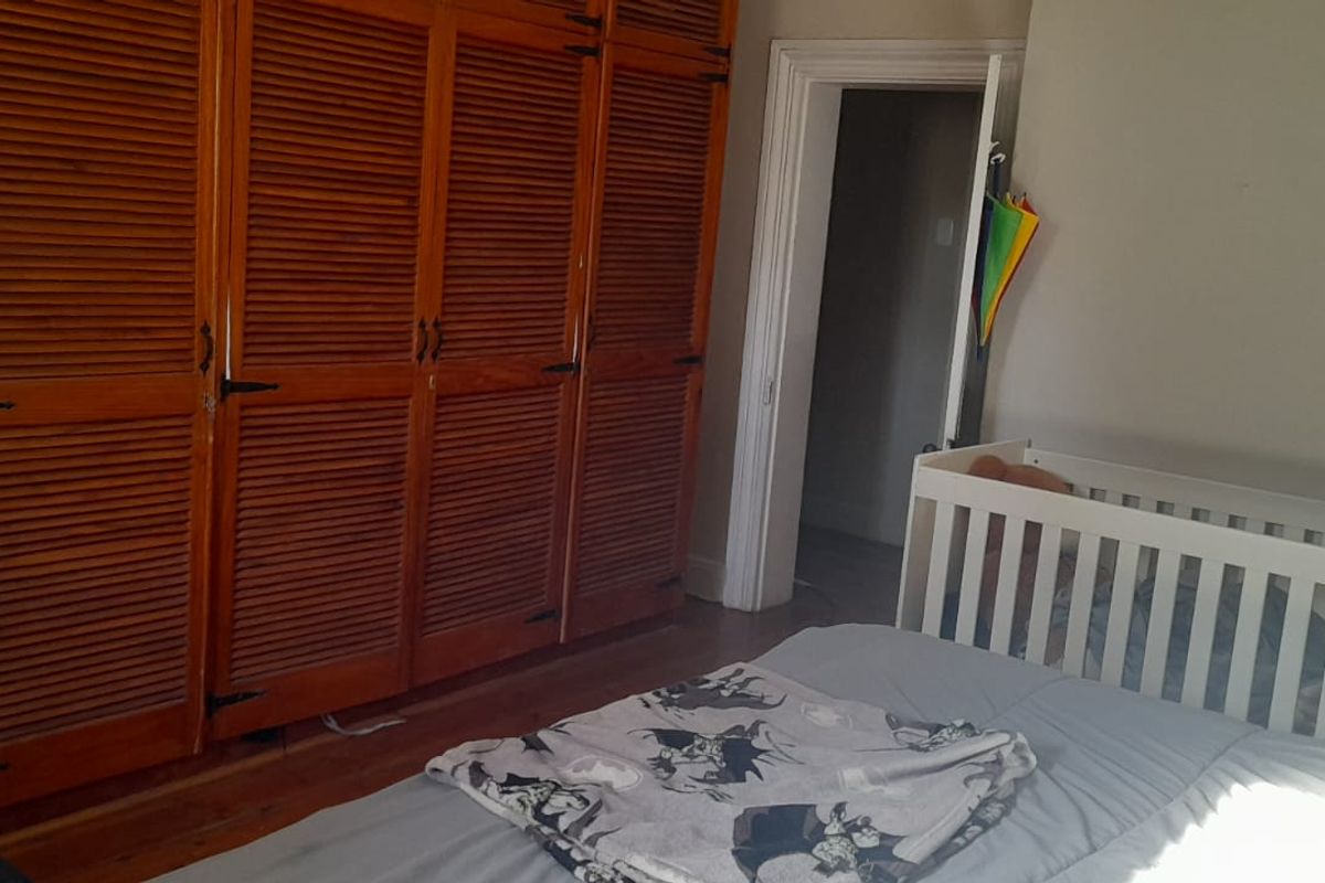 Karoo Style Home with Lovely Succulent Garden and Pond - Photo 4