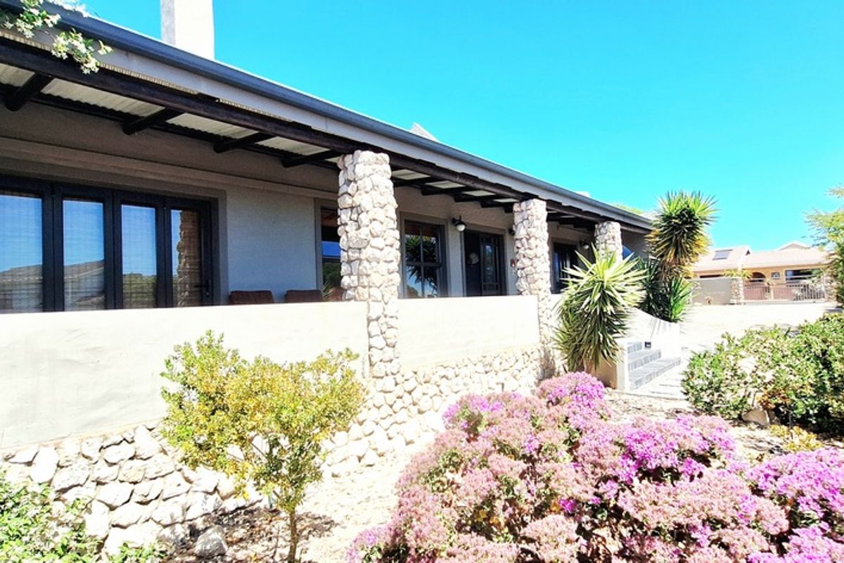 A Warm, Homely Haven Waiting Just for You - Photo 5