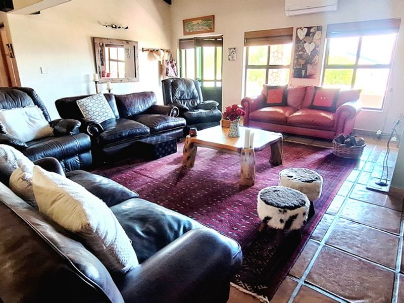 A Warm, Homely Haven Waiting Just for You - Photo 9