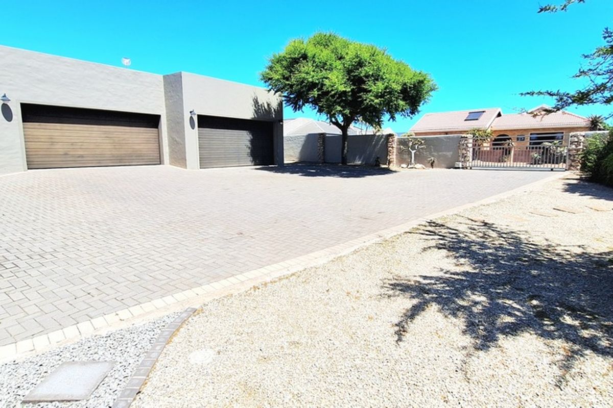 A Warm, Homely Haven Waiting Just for You - Photo 2