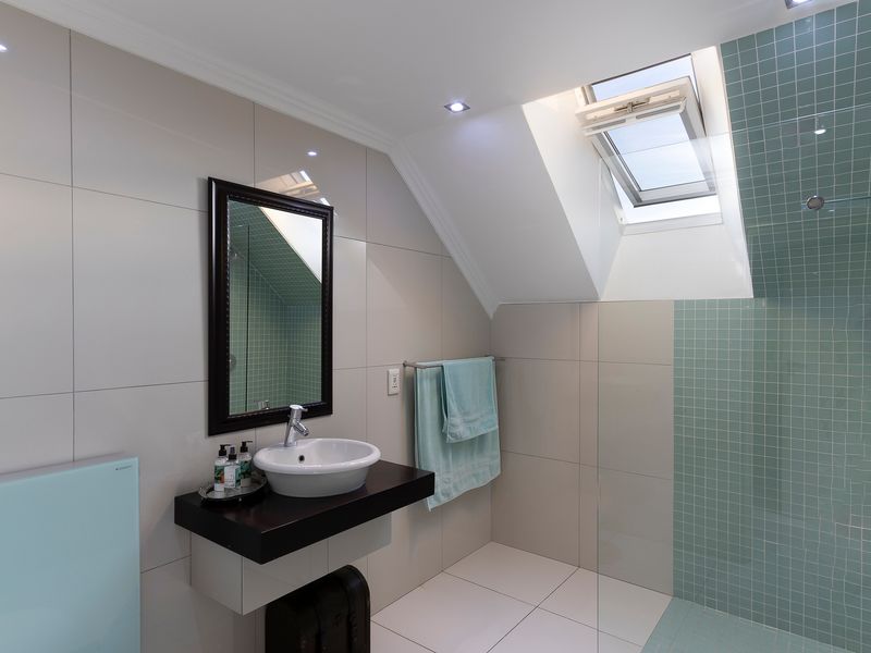 Stunning Home For Sale in De Zalze Estate, Stellenbosch - Photo 8