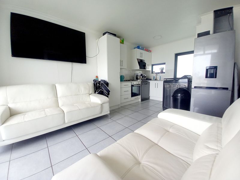 Safe and Secure - Photo 5