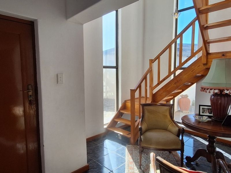 Priced to sell home in Country Club - Photo 3